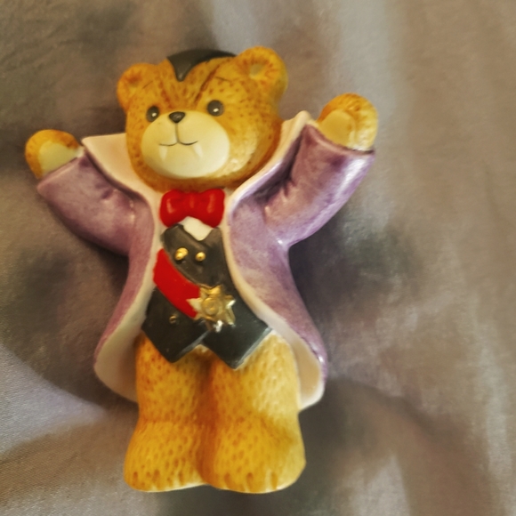 Other - Vintage 1992 Enesco Lucy Bear - Dracula